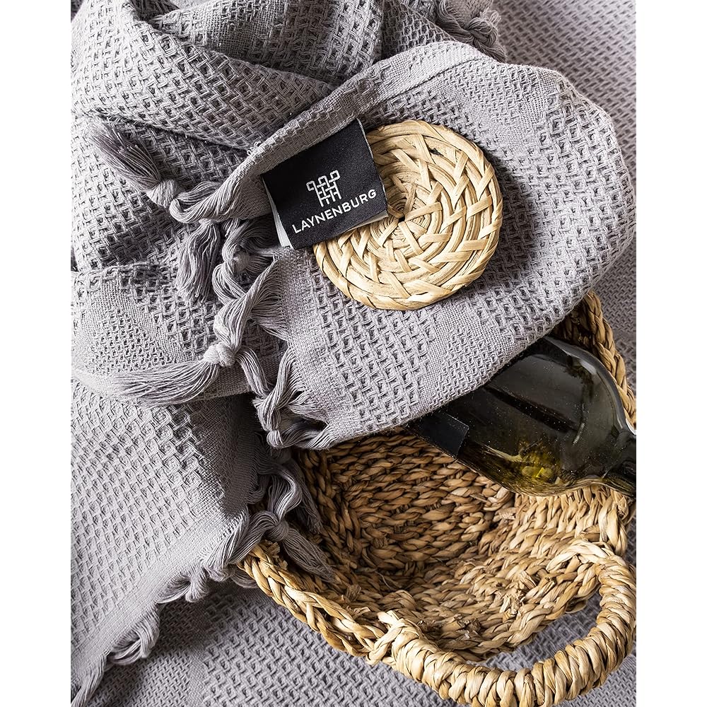 LAYNENBURG Premium Couvre-lit avec Franges nouées à la Main - 100% Coton - 220 x 240 cm - Couverture d'été en piqué gaufré en Coton, Couvre-canapé &amp; Couverture de canapé (Gris) : Cuisine et Maison