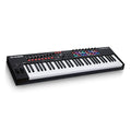 M Audio Oxygen Pro 61 – Tastiera MIDI controller USB a 61 tasti con pad Beat, manopole, tasti e fader assegnabili via MIDI e suite software inclusa : Strumenti Musicali