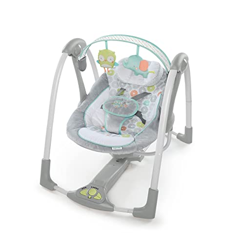 Ingenuity Altalena portatile Swing 'n Go Hugs and Hoots, 5 velocità di rotazione, 6 melodie rilassanti, barra giocattolo rimovibile, età neonatale  , grigio : Prima infanzia