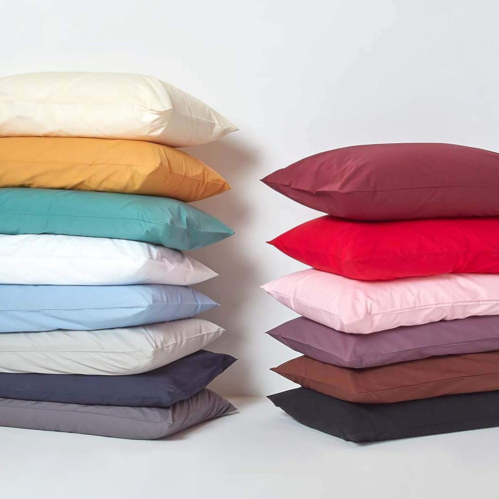 HOMESCAPES Parure de lit en 100% Coton égyptien 200 Fils, Housse de Couette 260x220 cm et 2 taies d'oreiller 50x75 cm, Coloris Blanc : Cuisine et Maison