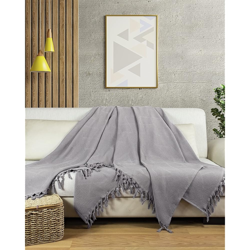LAYNENBURG Premium Couvre-lit avec Franges nouées à la Main - 100% Coton - 220 x 240 cm - Couverture d'été en piqué gaufré en Coton, Couvre-canapé &amp; Couverture de canapé (Gris) : Cuisine et Maison